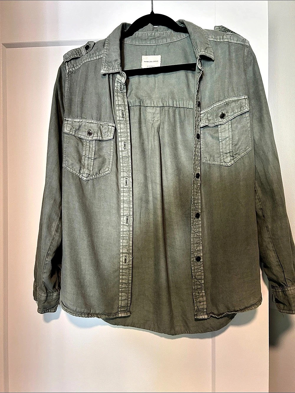 American Eagle Boyfriend Fit Utility Shirt Green